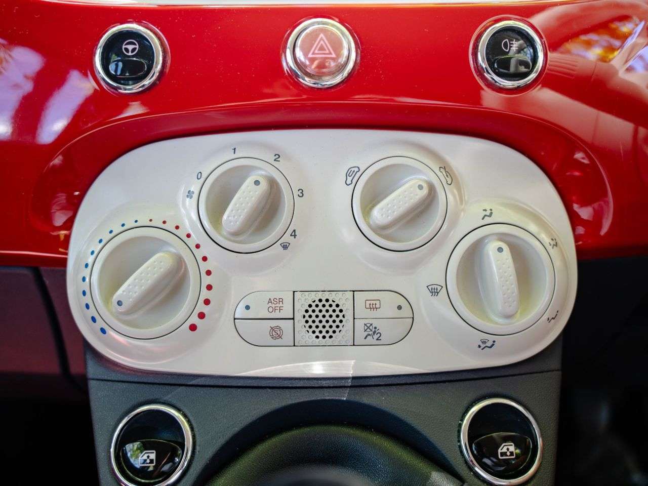 2016 FIAT 500 2016 FIAT 500
