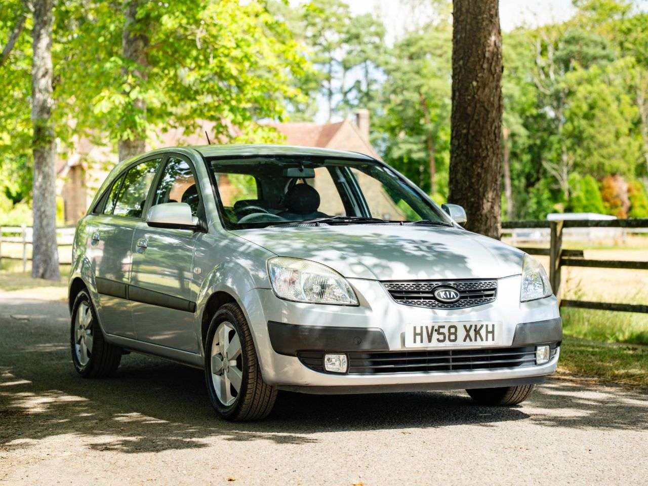 A 2008 KIA RIO 1.4 3 Hatchback 5dr Petrol Manual (150 g/km, 95 bhp) AIR CON, LOW MILEAGE, A 2008 KIA RIO 1.4 3 Hatchback 5dr Petrol Manual (150 g/km, 95 bhp) AIR CON, LOW MILEAGE,