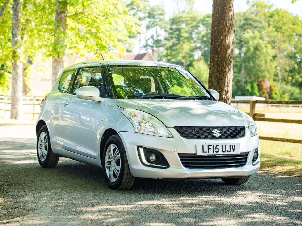 A 2015 SUZUKI SWIFT 1.2 SZ2 Hatchback 3dr Petrol Manual Euro 5 (94 ps) LOW MILES, CHEAP INSURAN A 2015 SUZUKI SWIFT 1.2 SZ2 Hatchback 3dr Petrol Manual Euro 5 (94 ps) LOW MILES, CHEAP INSURAN