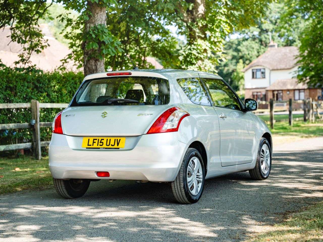 2015 SUZUKI SWIFT 2015 SUZUKI SWIFT