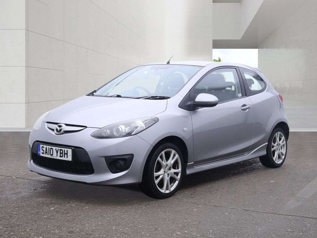 A 2010 MAZDA MAZDA2 1.3 Tamura Hatchback 3dr Petrol Manual Euro 4 (86 ps) AIR CON, ALLOY WHEELS A 2010 MAZDA MAZDA2 1.3 Tamura Hatchback 3dr Petrol Manual Euro 4 (86 ps) AIR CON, ALLOY WHEELS