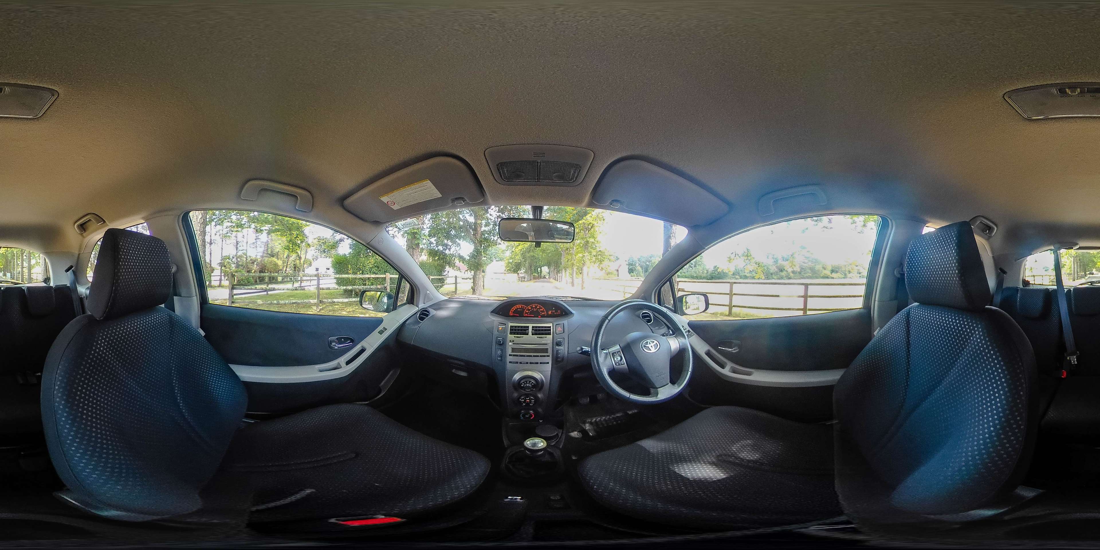 2010 TOYOTA YARIS 2010 TOYOTA YARIS