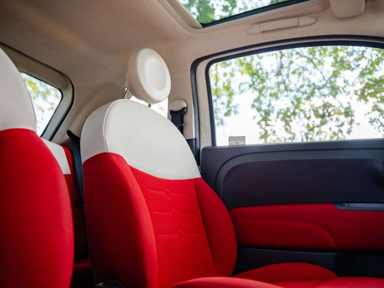 2010 FIAT 500 2010 FIAT 500
