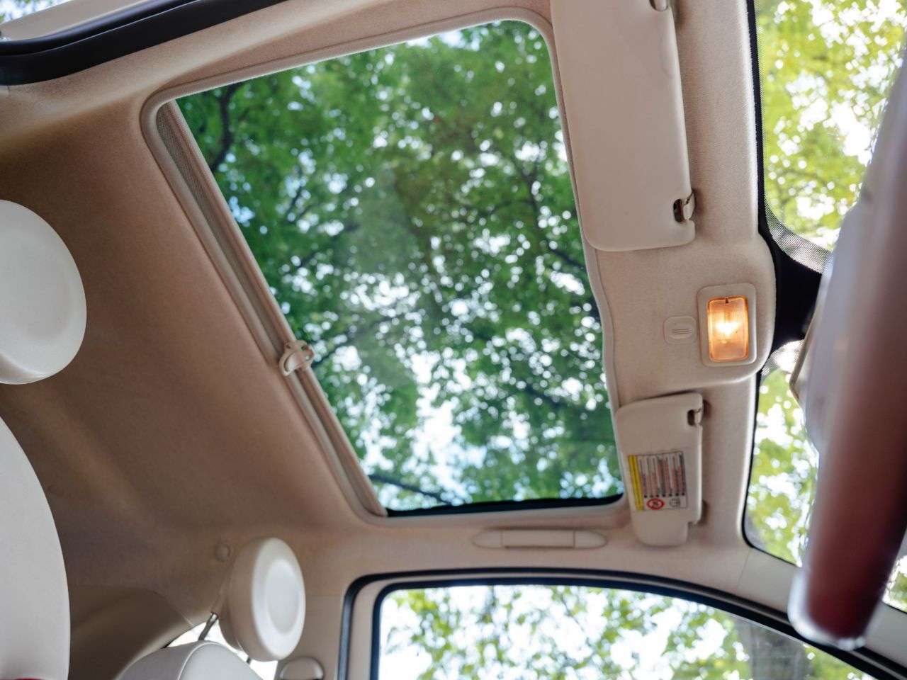 2010 FIAT 500 2010 FIAT 500