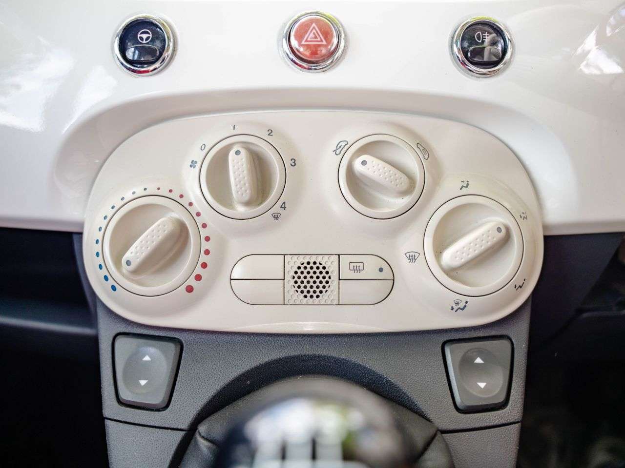 2010 FIAT 500 2010 FIAT 500