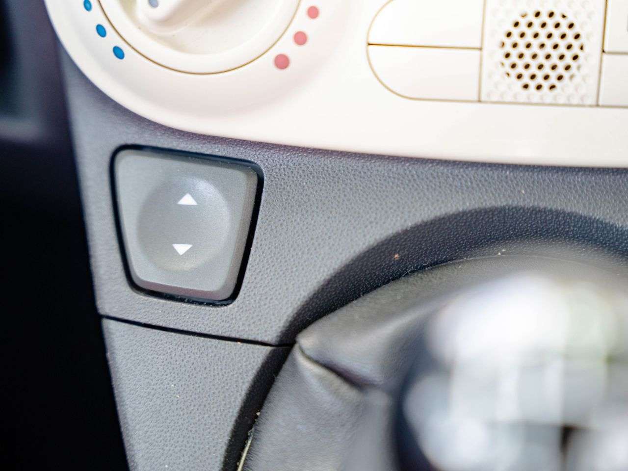 2010 FIAT 500 2010 FIAT 500