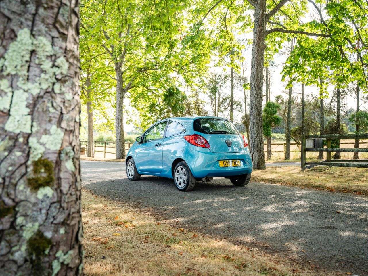 2011 FORD KA 2011 FORD KA