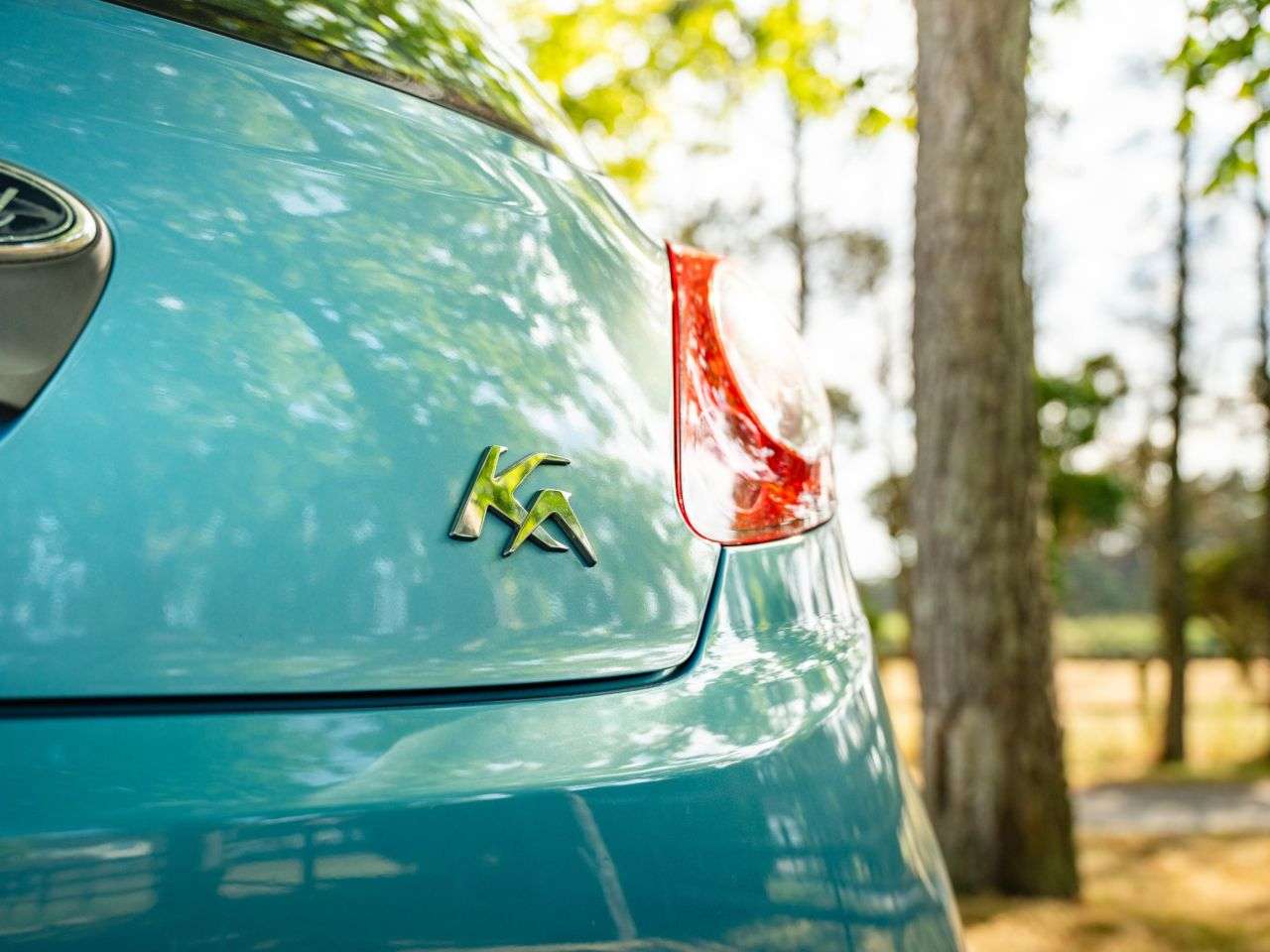 2011 FORD KA 2011 FORD KA