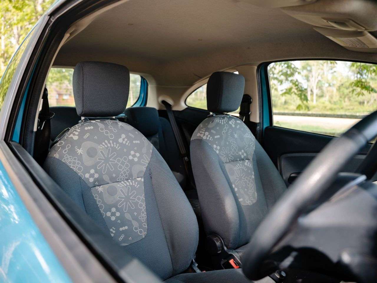 2011 FORD KA 2011 FORD KA