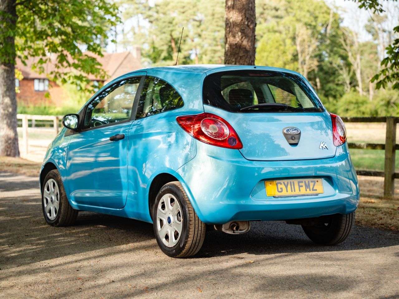 2011 FORD KA 2011 FORD KA