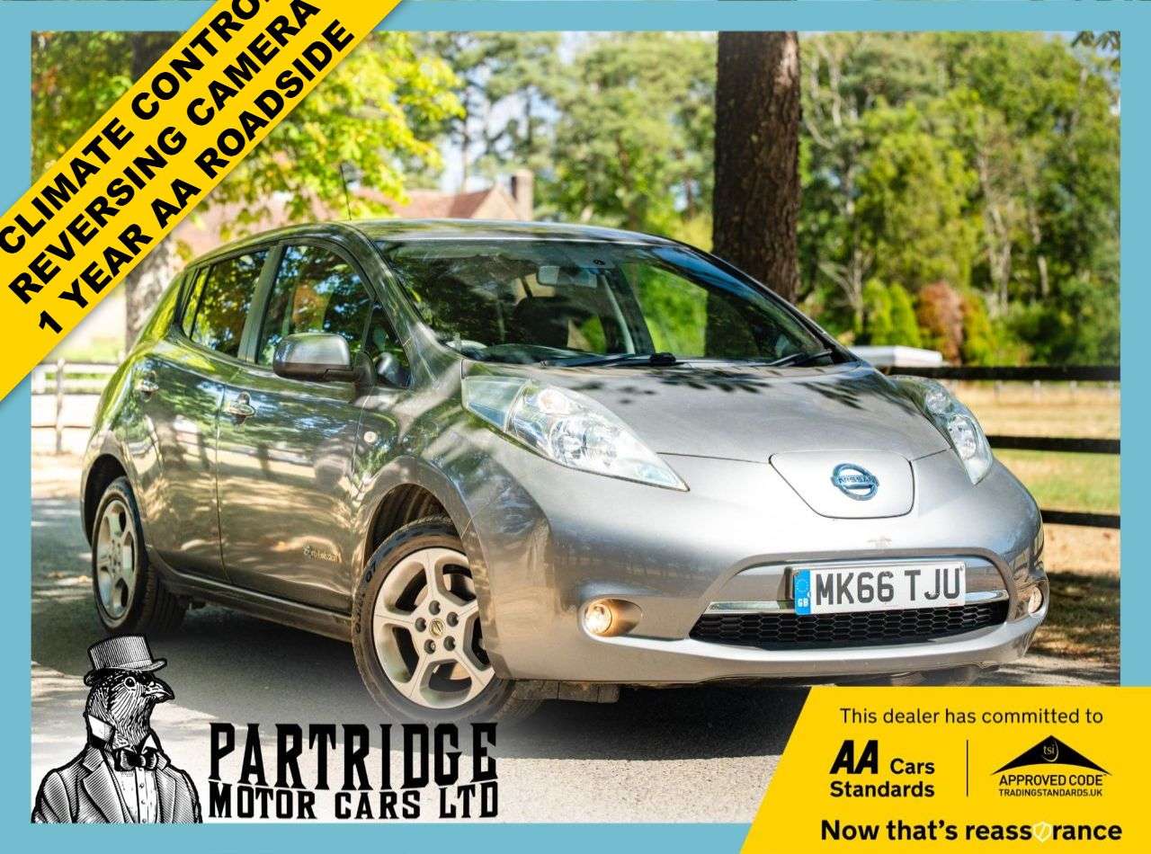 A 2016 NISSAN LEAF 30kWh Acenta Hatchback 5dr Electric Auto (109 bhp) RAPID CHARGE, SAT NAV, R A 2016 NISSAN LEAF 30kWh Acenta Hatchback 5dr Electric Auto (109 bhp) RAPID CHARGE, SAT NAV, R