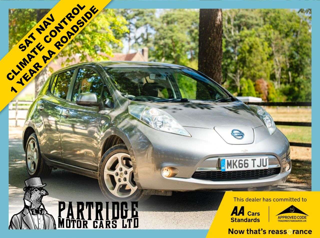 A 2016 NISSAN LEAF 30kWh Acenta Hatchback 5dr Electric Auto (109 bhp) RAPID CHARGE, SAT NAV, R A 2016 NISSAN LEAF 30kWh Acenta Hatchback 5dr Electric Auto (109 bhp) RAPID CHARGE, SAT NAV, R