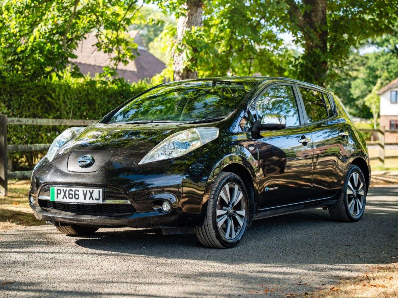 2017 NISSAN LEAF 2017 NISSAN LEAF