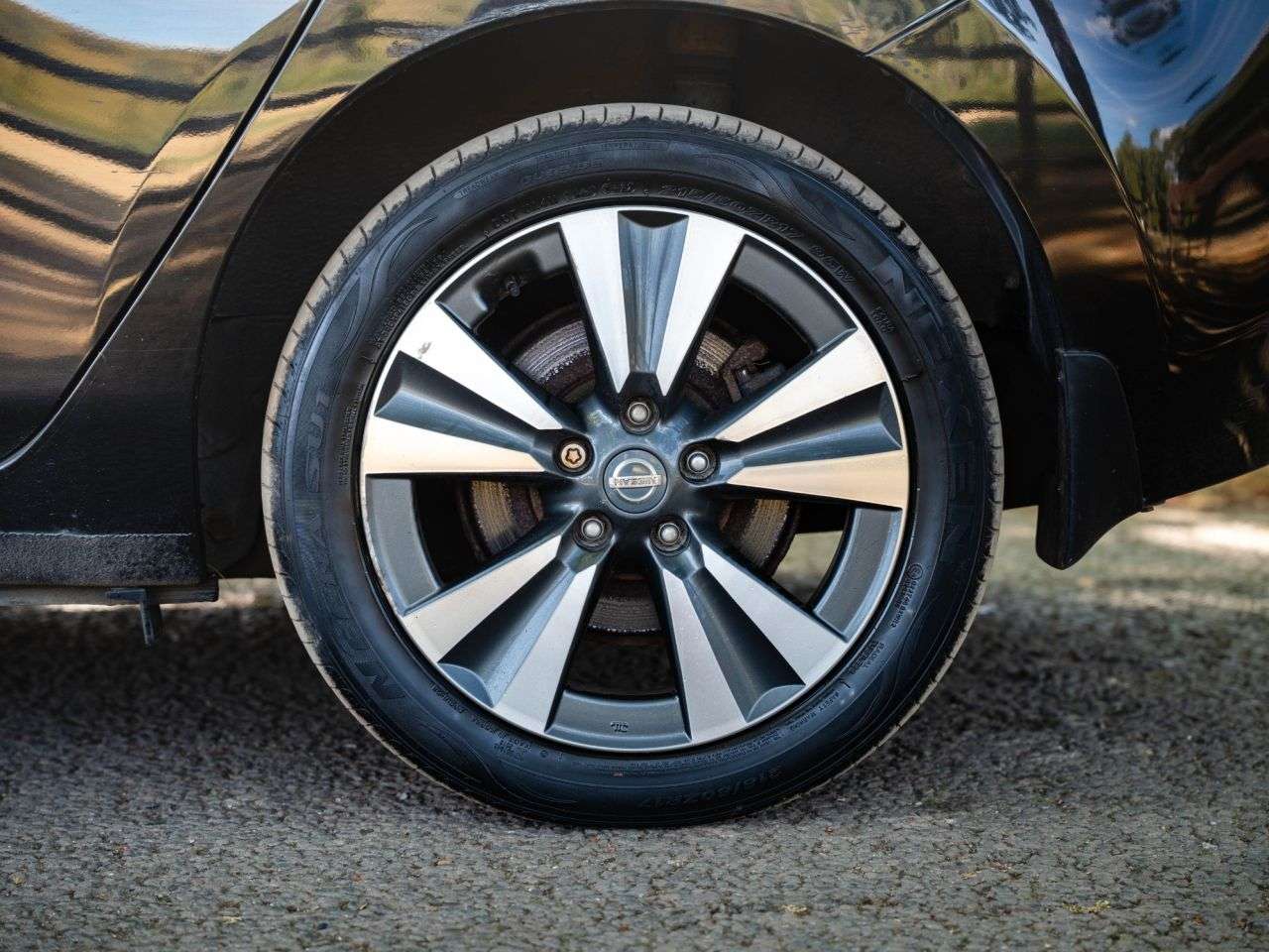2017 NISSAN LEAF 2017 NISSAN LEAF