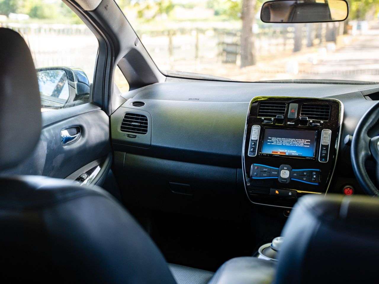 2017 NISSAN LEAF 2017 NISSAN LEAF