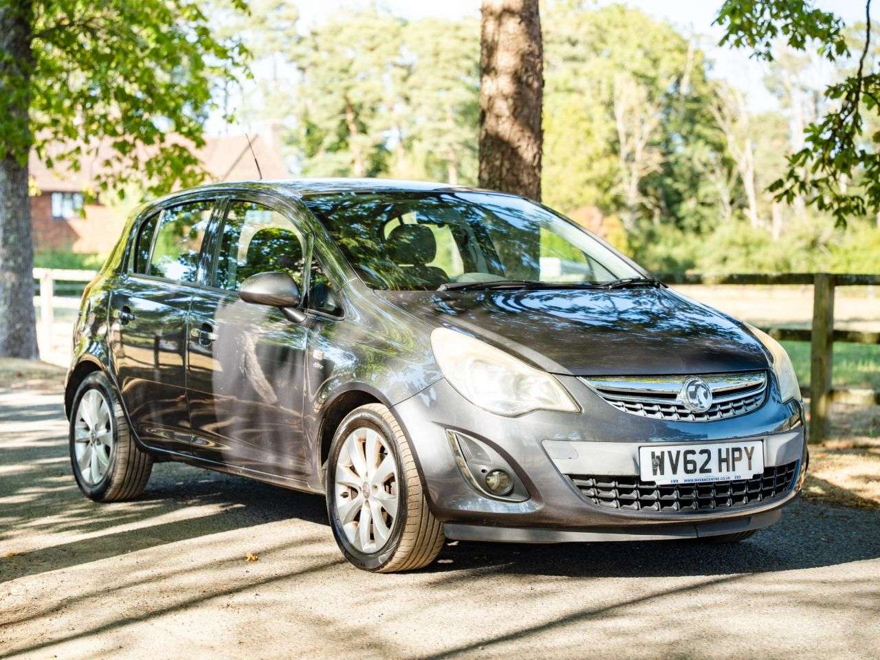 A 2012 VAUXHALL CORSA 1.2 16V Active Hatchback 5dr Petrol Manual Euro 5 (A/C) (85 ps) AIR CON, LE A 2012 VAUXHALL CORSA 1.2 16V Active Hatchback 5dr Petrol Manual Euro 5 (A/C) (85 ps) AIR CON, LE