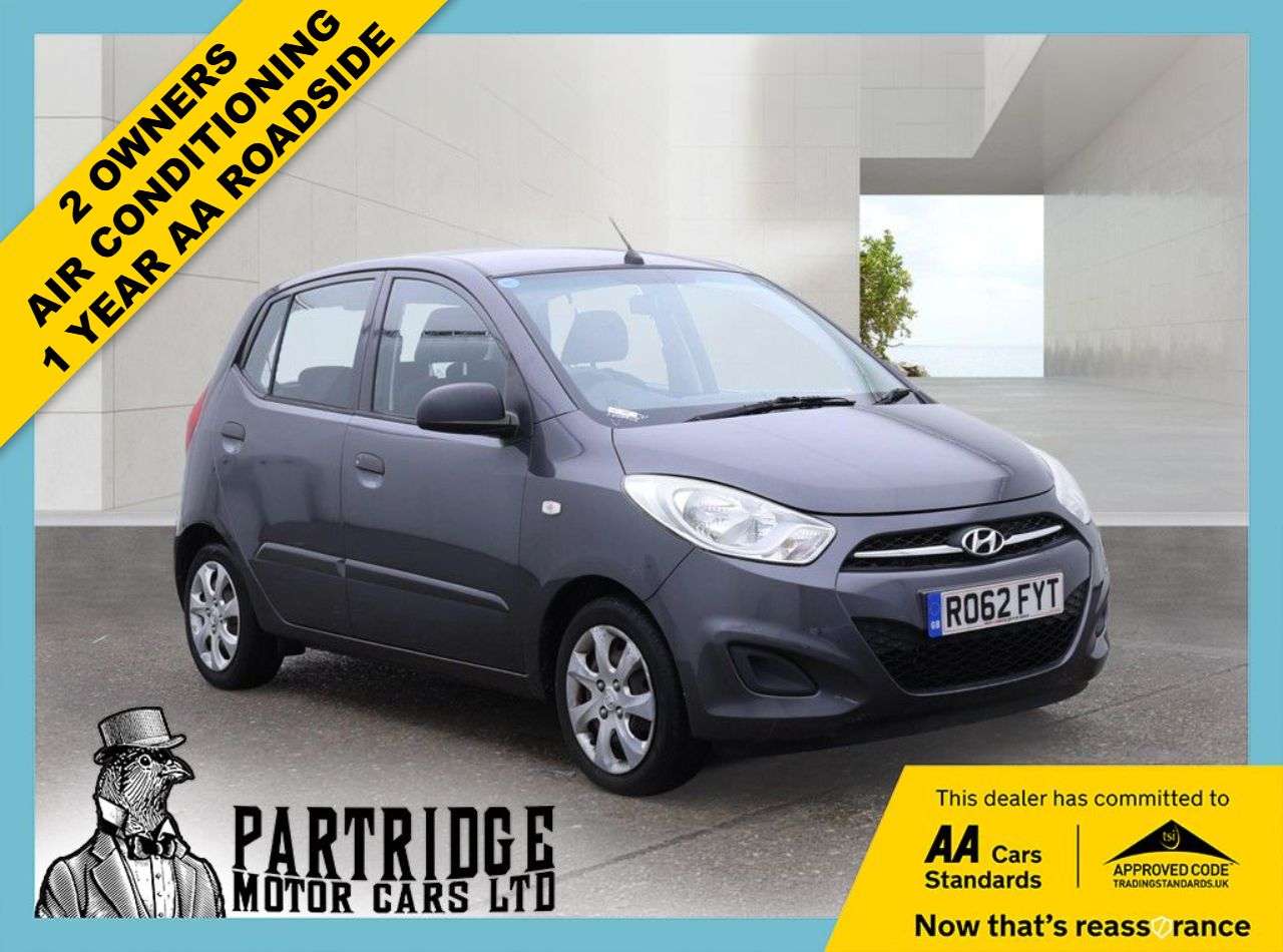 A 2012 HYUNDAI I10 1.2 Classic Hatchback 5dr Petrol Manual Euro 5 (85 bhp) AIR CON, LOW INSURA A 2012 HYUNDAI I10 1.2 Classic Hatchback 5dr Petrol Manual Euro 5 (85 bhp) AIR CON, LOW INSURA
