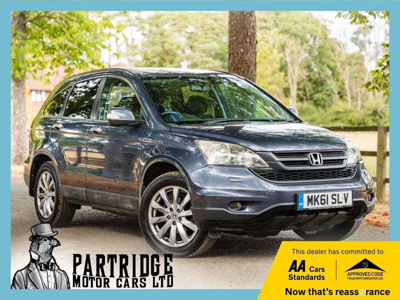 A 2011 HONDA CR-V 2.0 i-VTEC ES-T SUV 5dr Petrol Manual 4WD Euro 5 (150 ps) LEATHER, PARKING A 2011 HONDA CR-V 2.0 i-VTEC ES-T SUV 5dr Petrol Manual 4WD Euro 5 (150 ps) LEATHER, PARKING