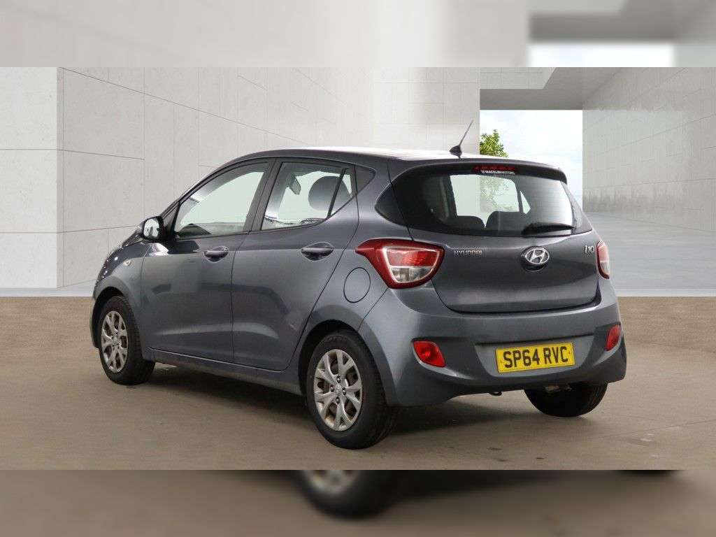 A 2014 HYUNDAI I10 1.0 SE Hatchback 5dr Petrol Manual Euro 5 (66 ps) GREAT SERVICE HISTORY, LO A 2014 HYUNDAI I10 1.0 SE Hatchback 5dr Petrol Manual Euro 5 (66 ps) GREAT SERVICE HISTORY, LO