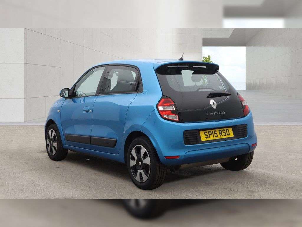A 2015 RENAULT TWINGO 1.0 SCe Play Hatchback 5dr Petrol Manual Euro 5 (70 ps) AIR CON, ELECTRIC W A 2015 RENAULT TWINGO 1.0 SCe Play Hatchback 5dr Petrol Manual Euro 5 (70 ps) AIR CON, ELECTRIC W