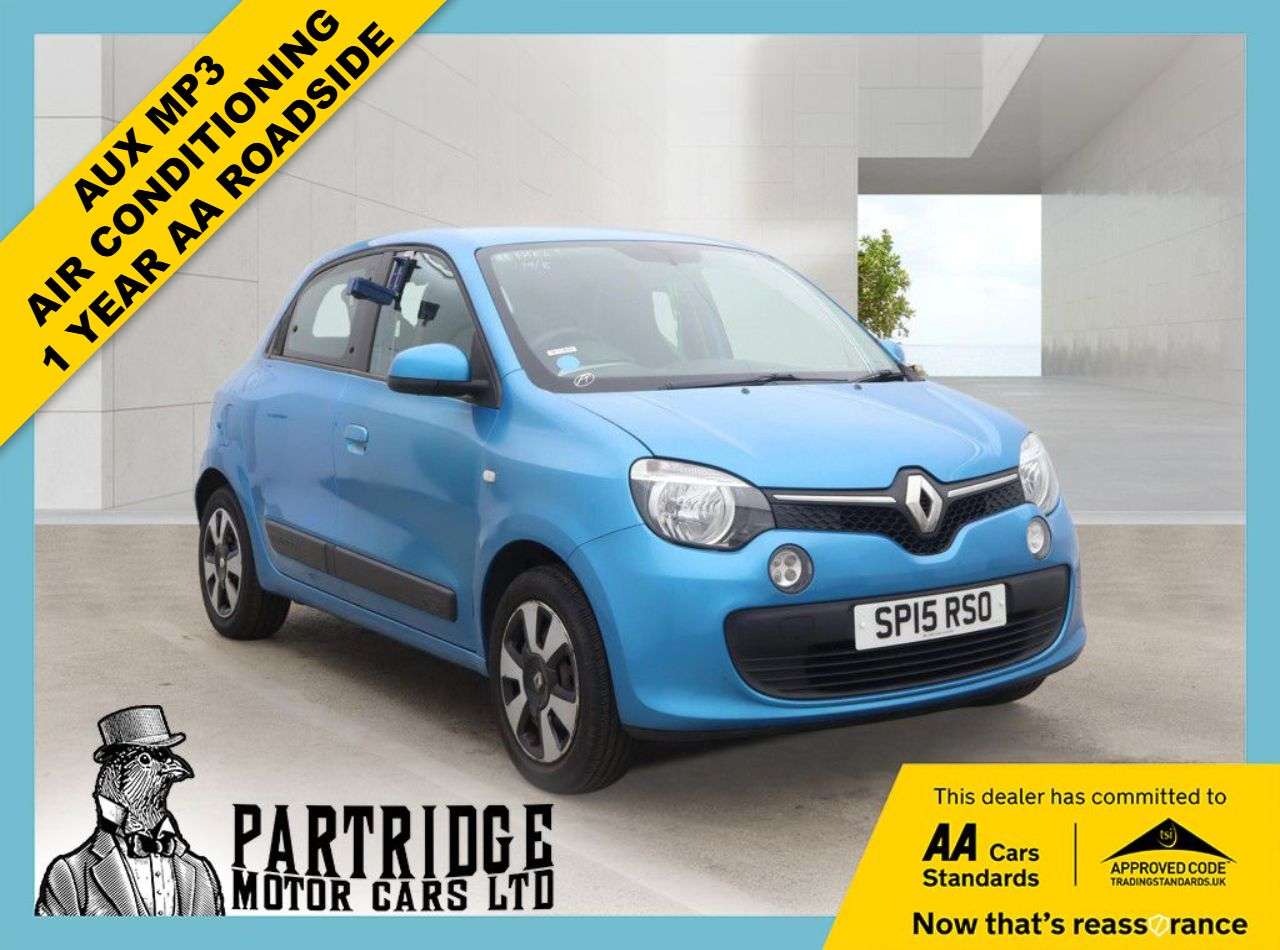 A 2015 RENAULT TWINGO 1.0 SCe Play Hatchback 5dr Petrol Manual Euro 5 (70 ps) AIR CON, ELECTRIC W A 2015 RENAULT TWINGO 1.0 SCe Play Hatchback 5dr Petrol Manual Euro 5 (70 ps) AIR CON, ELECTRIC W