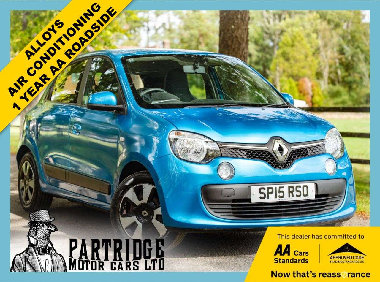 A 2015 RENAULT TWINGO 1.0 SCe Play Hatchback 5dr Petrol Manual Euro 5 (70 ps) AIR CON, ELECTRIC W A 2015 RENAULT TWINGO 1.0 SCe Play Hatchback 5dr Petrol Manual Euro 5 (70 ps) AIR CON, ELECTRIC W