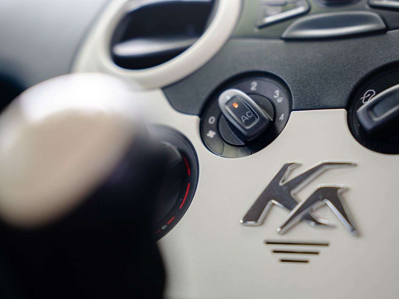 2014 FORD KA 2014 FORD KA
