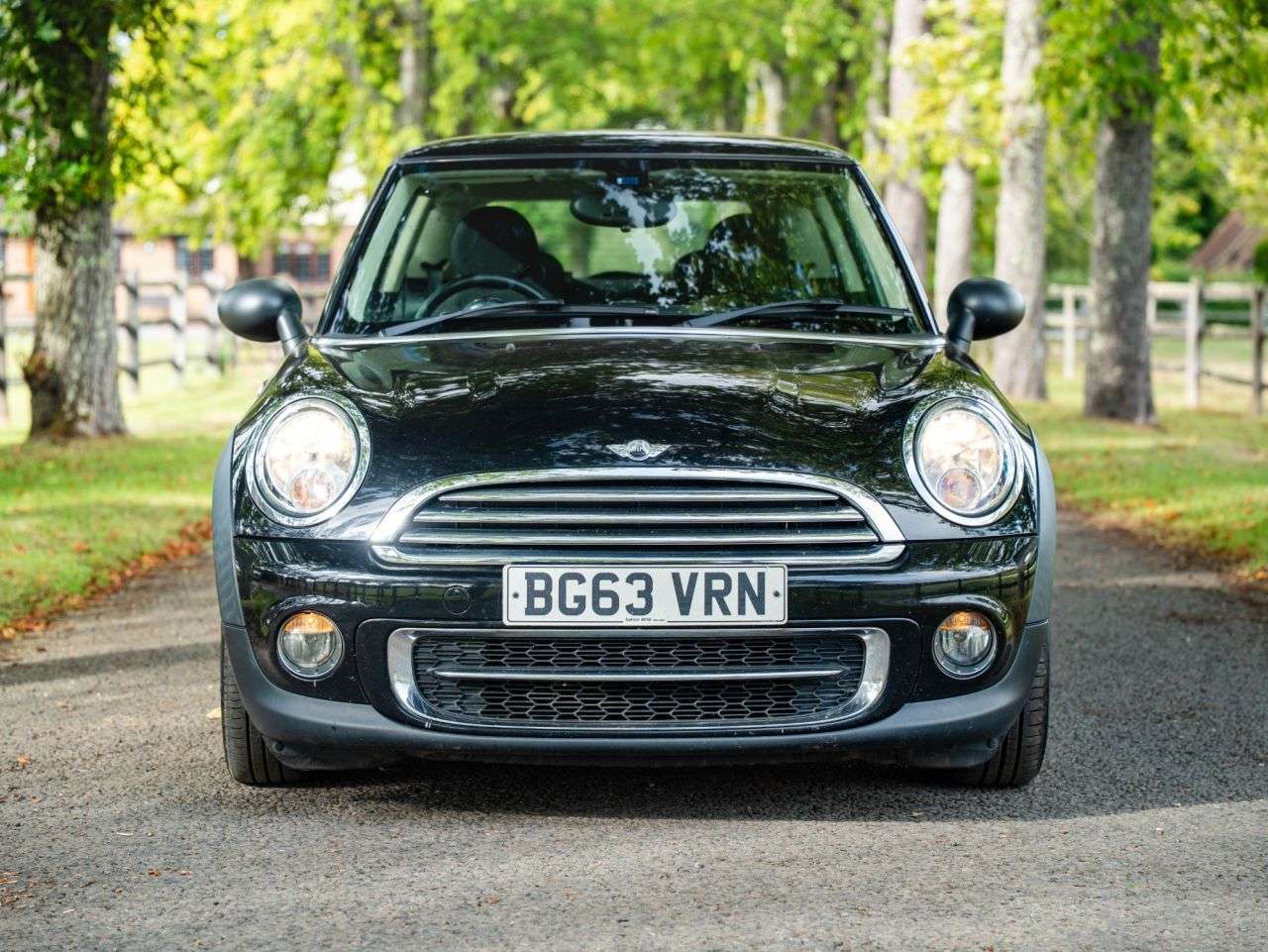 A 2013 MINI HATCH 1.6 One Hatchback 3dr Petrol Manual Euro 5 (98 ps) AIR CON, ALLOY WHEELS, B A 2013 MINI HATCH 1.6 One Hatchback 3dr Petrol Manual Euro 5 (98 ps) AIR CON, ALLOY WHEELS, B