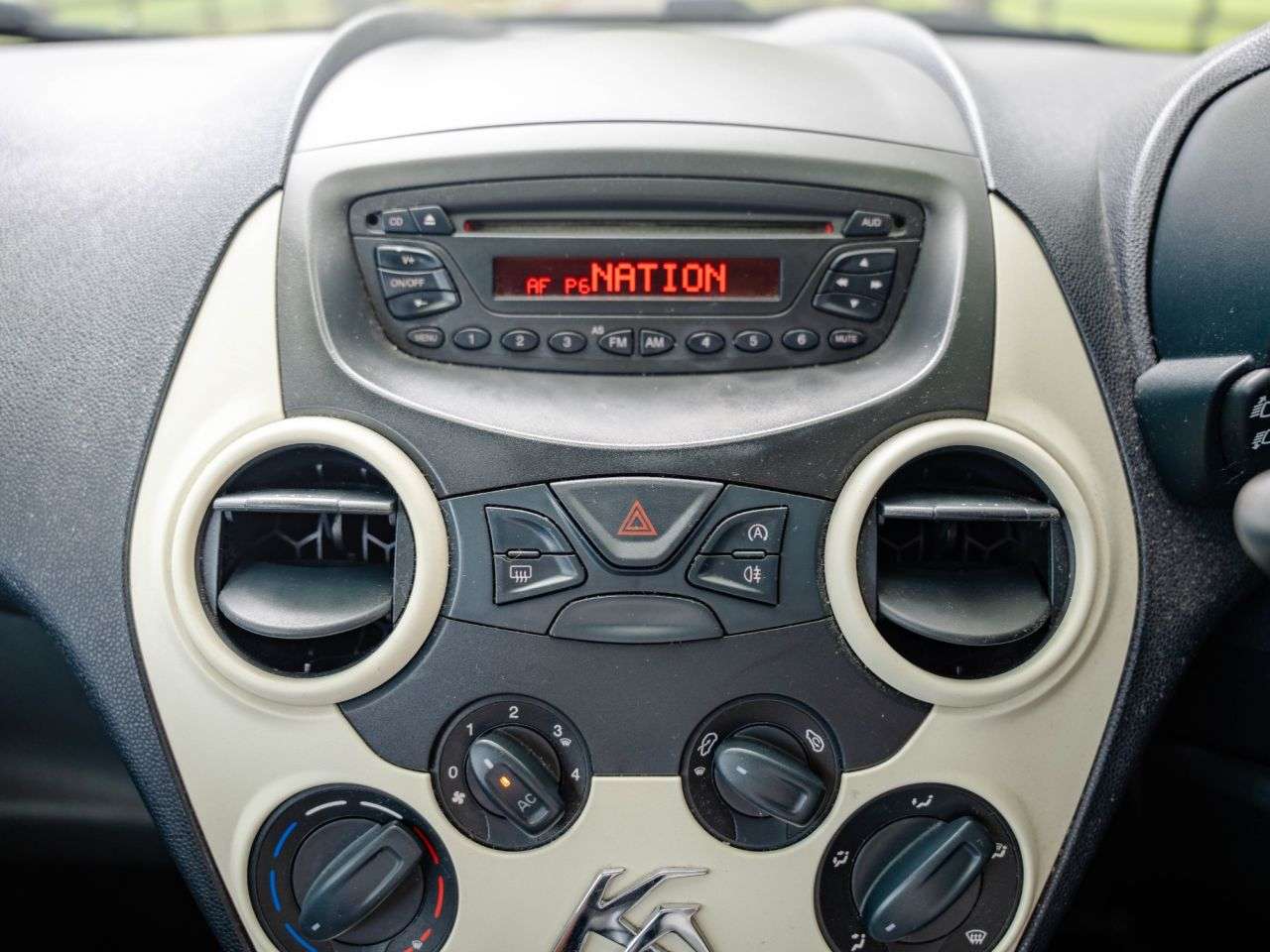 2013 FORD KA 2013 FORD KA