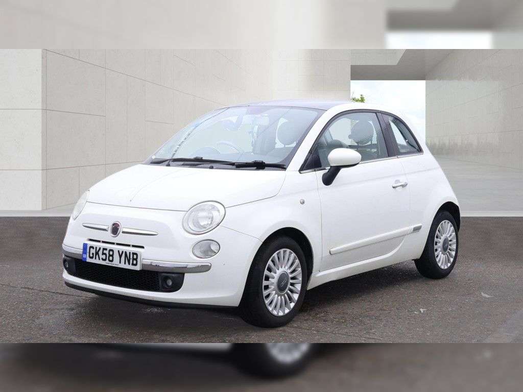 A 2008 FIAT 500 1.2 Lounge Hatchback 3dr Petrol Manual Euro 4 (69 bhp) PAN ROOF, ALLOYS, AI A 2008 FIAT 500 1.2 Lounge Hatchback 3dr Petrol Manual Euro 4 (69 bhp) PAN ROOF, ALLOYS, AI