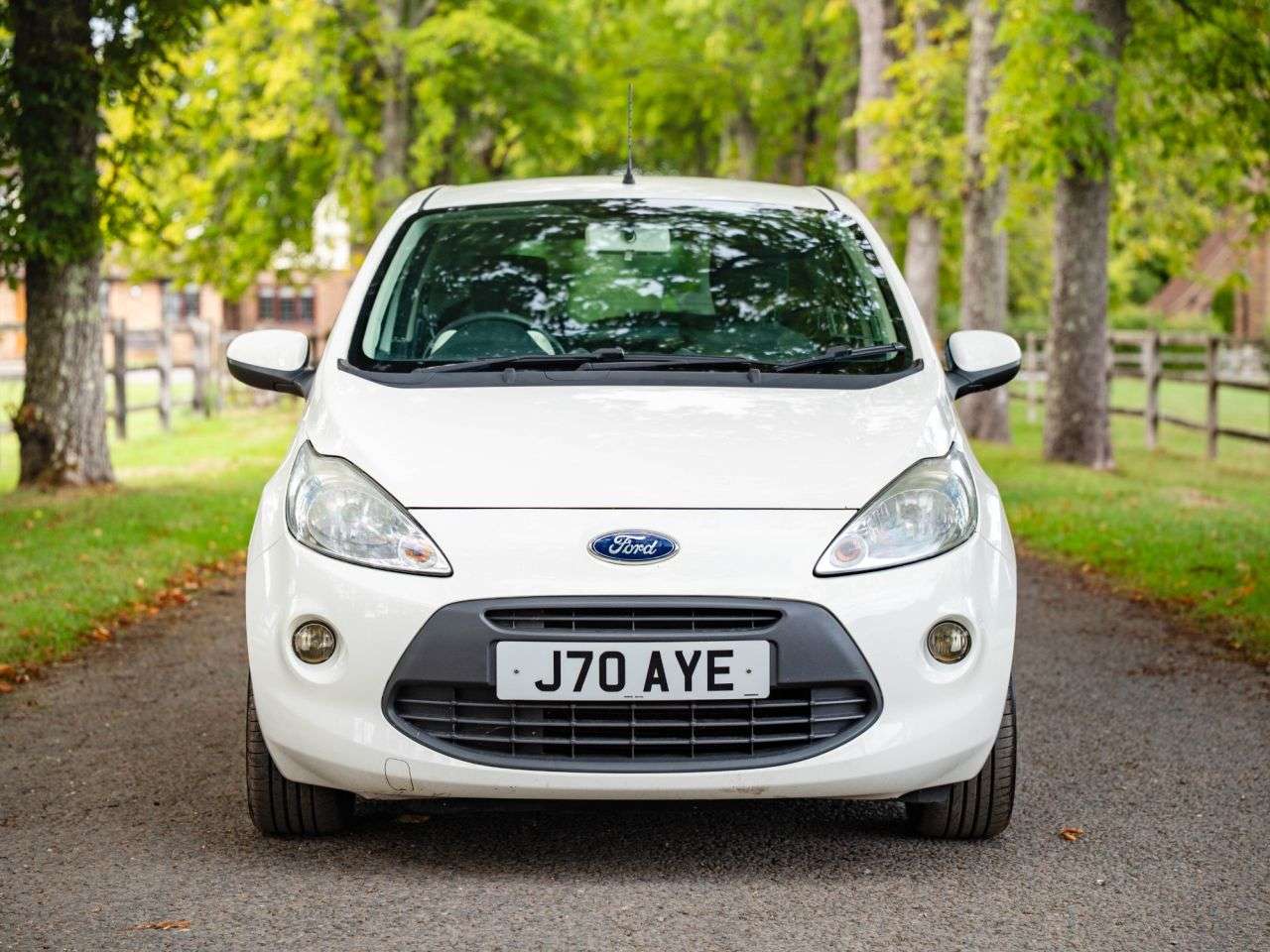A 2012 FORD KA 1.2 Zetec Hatchback 3dr Petrol Manual Euro 5 (s/s) (69 ps) AIR CONDITIONING A 2012 FORD KA 1.2 Zetec Hatchback 3dr Petrol Manual Euro 5 (s/s) (69 ps) AIR CONDITIONING