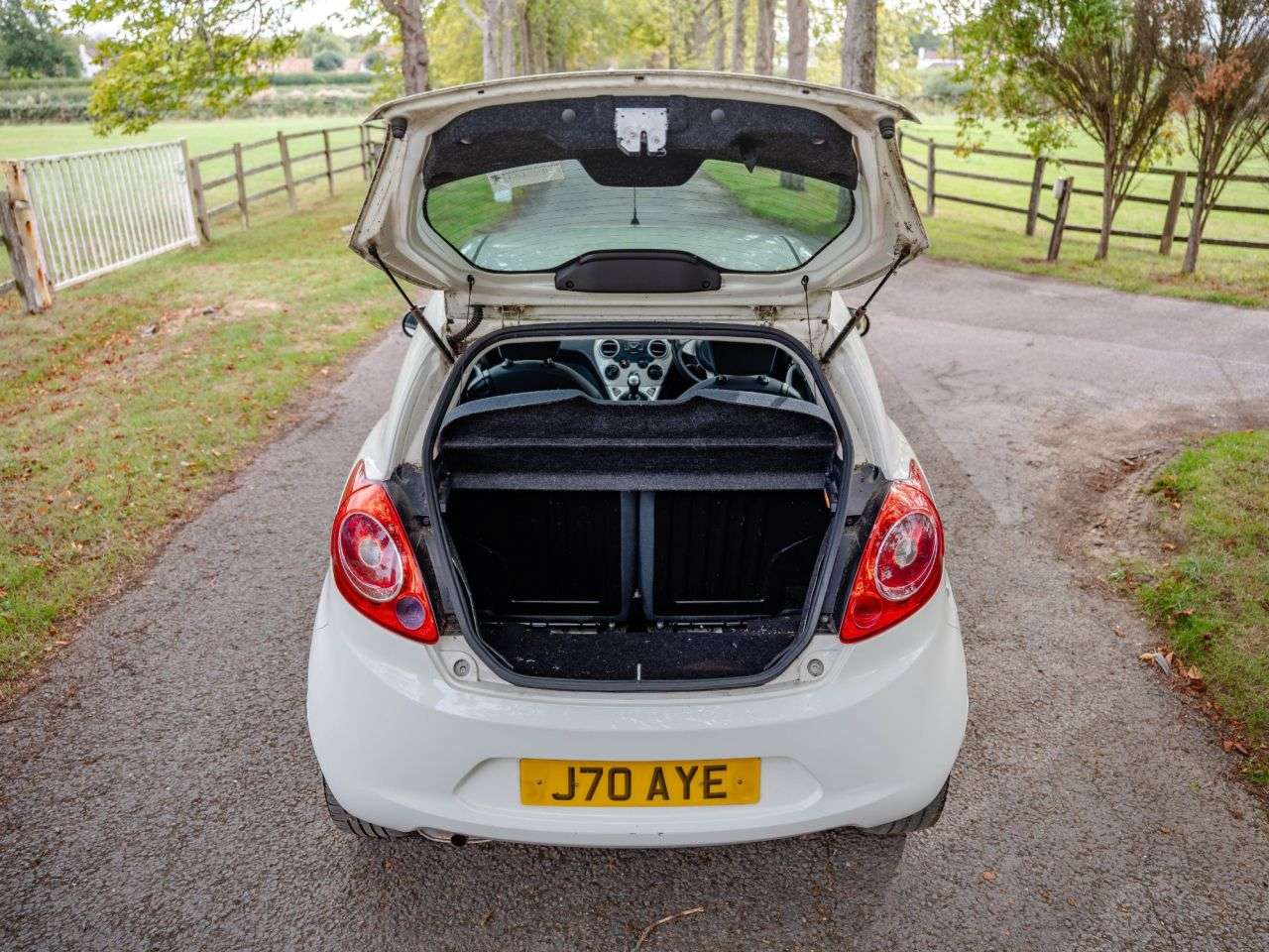 2012 FORD KA 2012 FORD KA