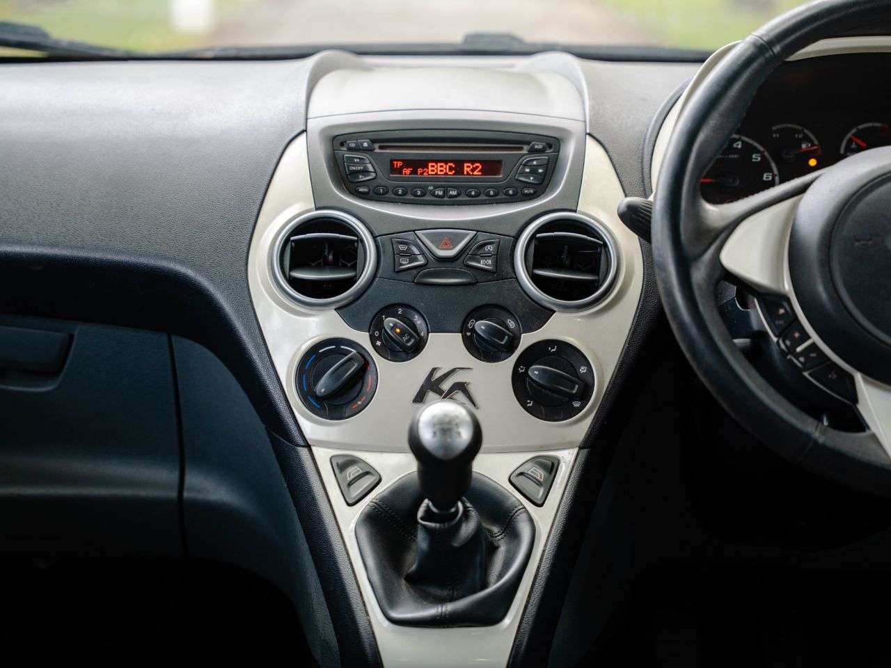 2012 FORD KA 2012 FORD KA