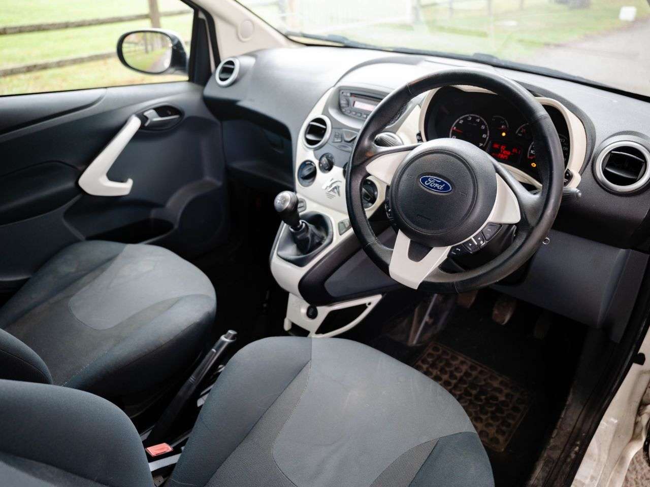 2012 FORD KA 2012 FORD KA