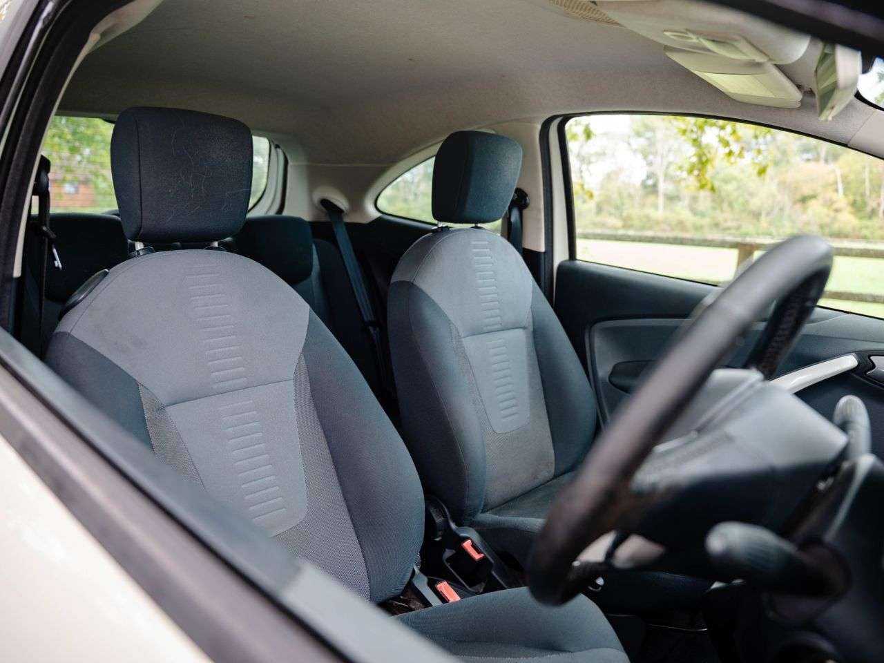 2012 FORD KA 2012 FORD KA
