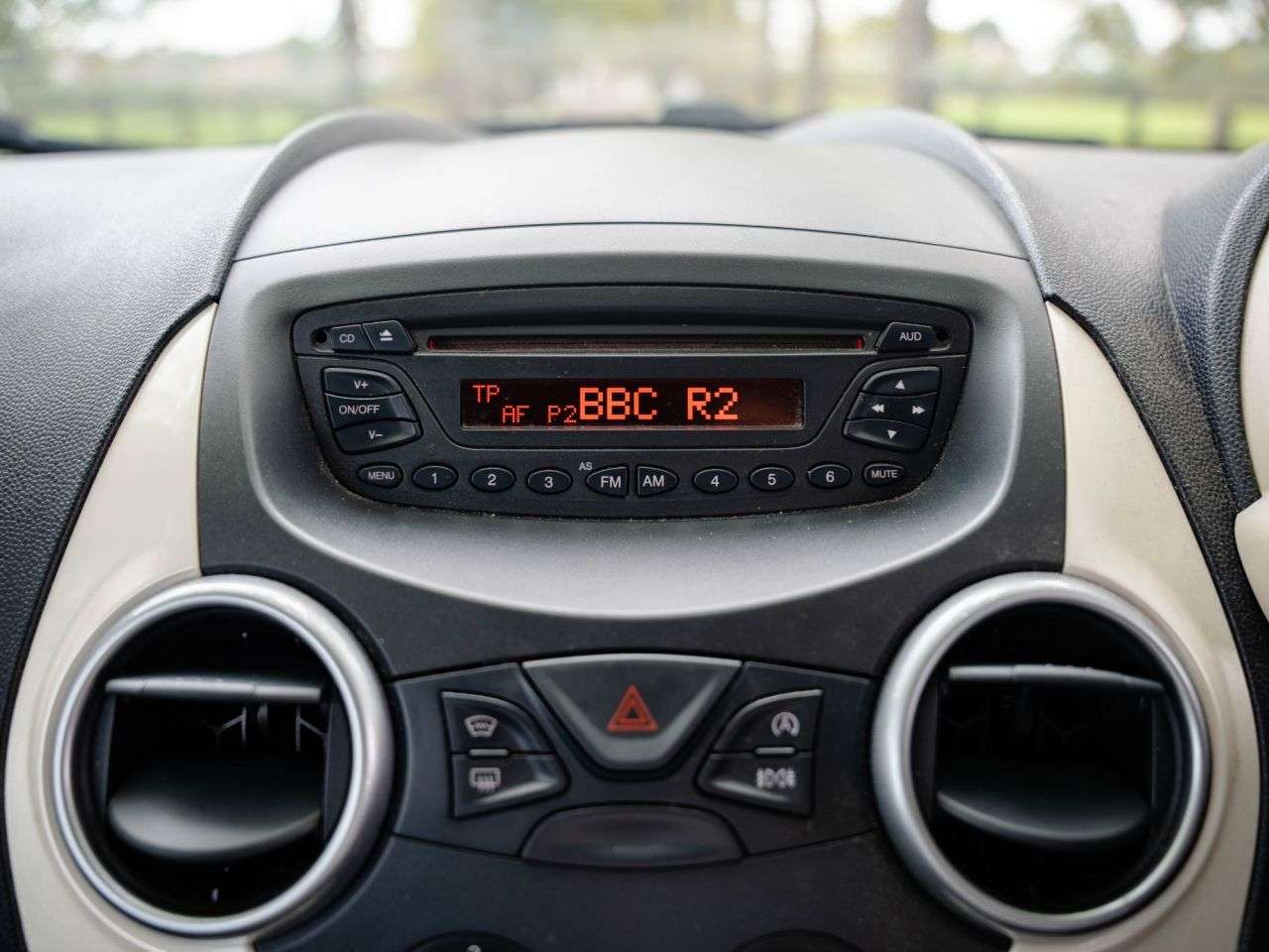2012 FORD KA 2012 FORD KA