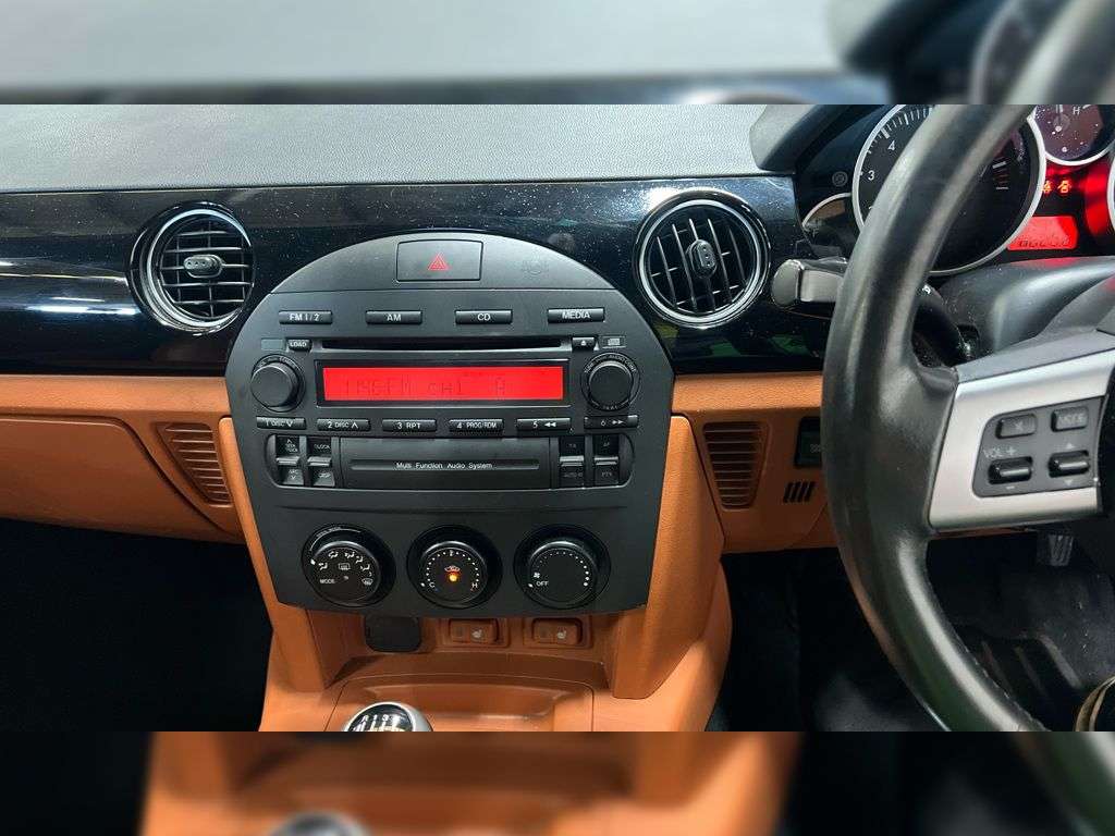 2006 MAZDA MX-5 2006 MAZDA MX-5