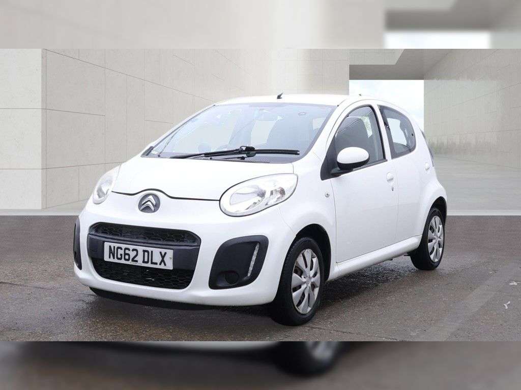 A 2013 CITROEN C1 1.0i VTR Hatchback 5dr Petrol Manual Euro 5 (68 ps) AIR CON, ELECTRIC WINDO A 2013 CITROEN C1 1.0i VTR Hatchback 5dr Petrol Manual Euro 5 (68 ps) AIR CON, ELECTRIC WINDO