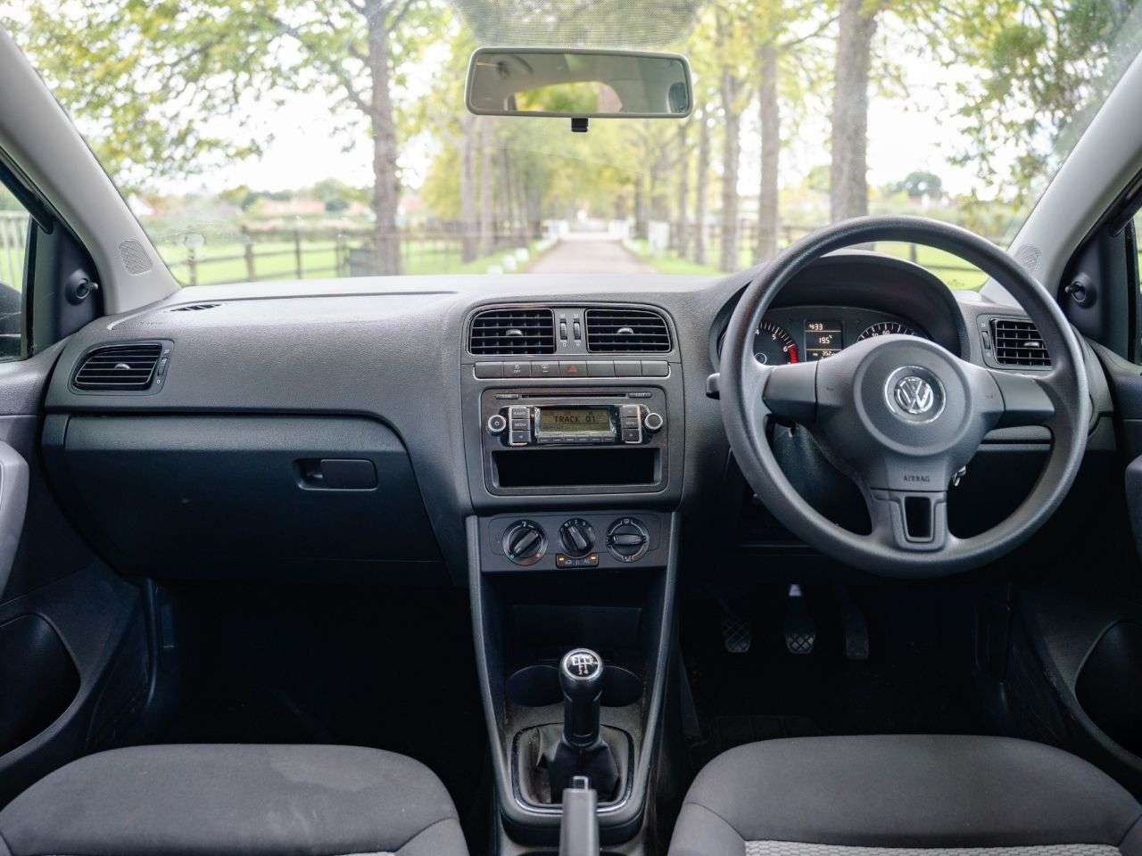 2011 VOLKSWAGEN POLO 2011 VOLKSWAGEN POLO