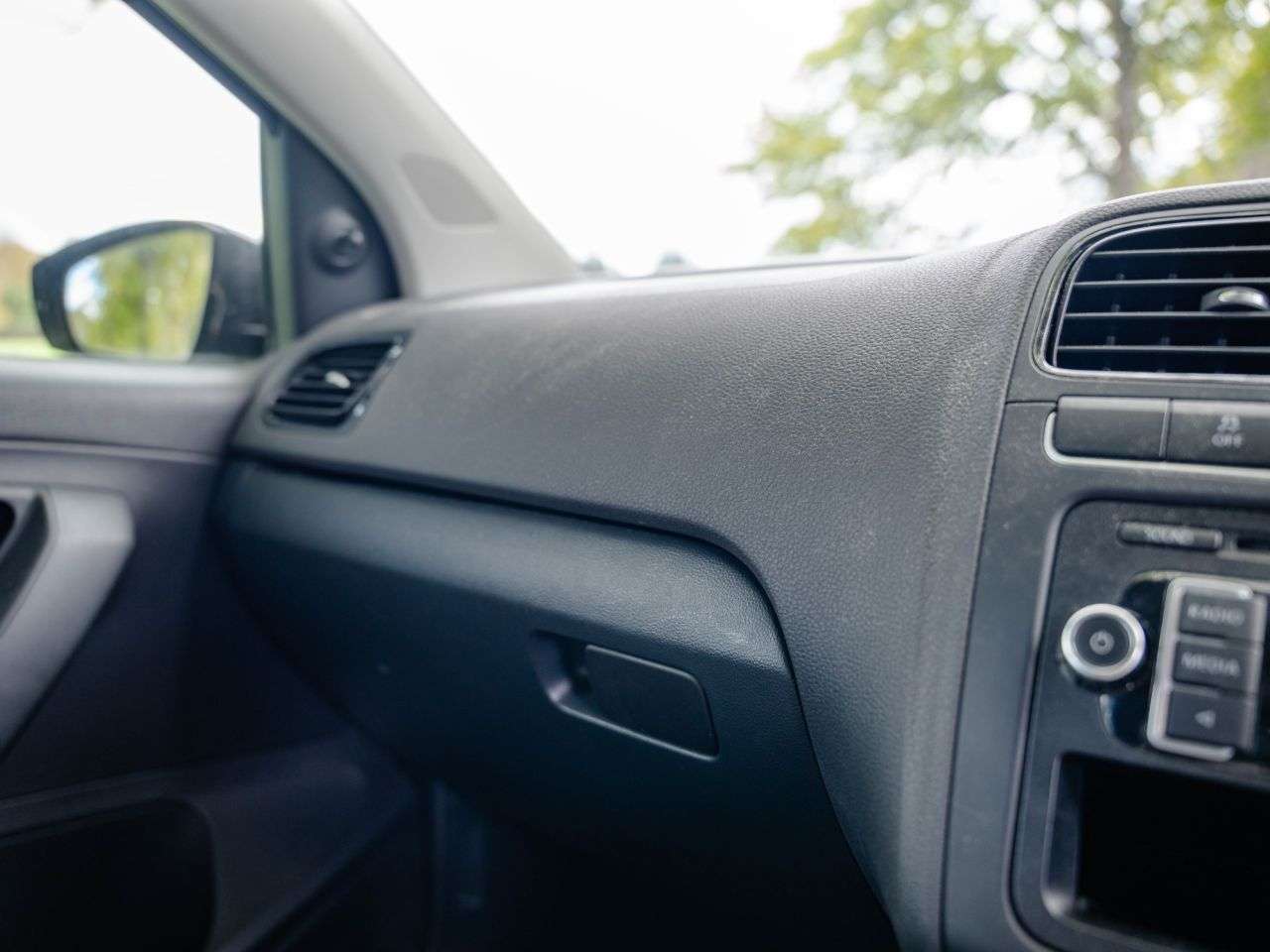 2011 VOLKSWAGEN POLO 2011 VOLKSWAGEN POLO