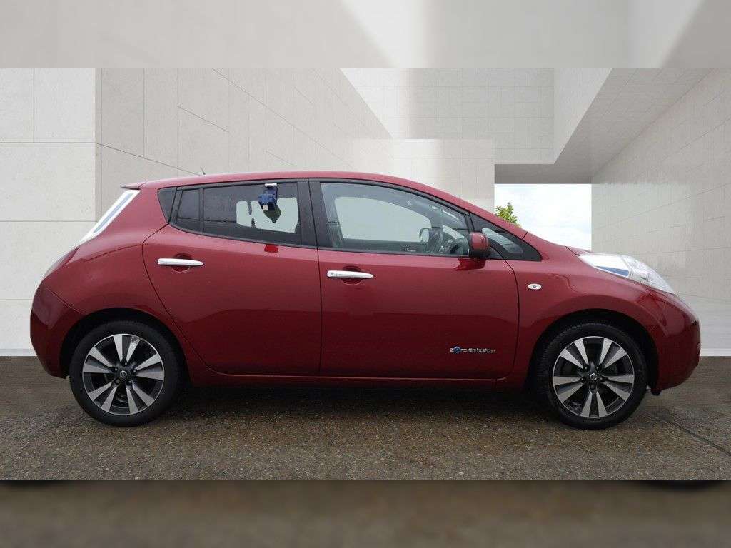 2017 NISSAN LEAF 2017 NISSAN LEAF