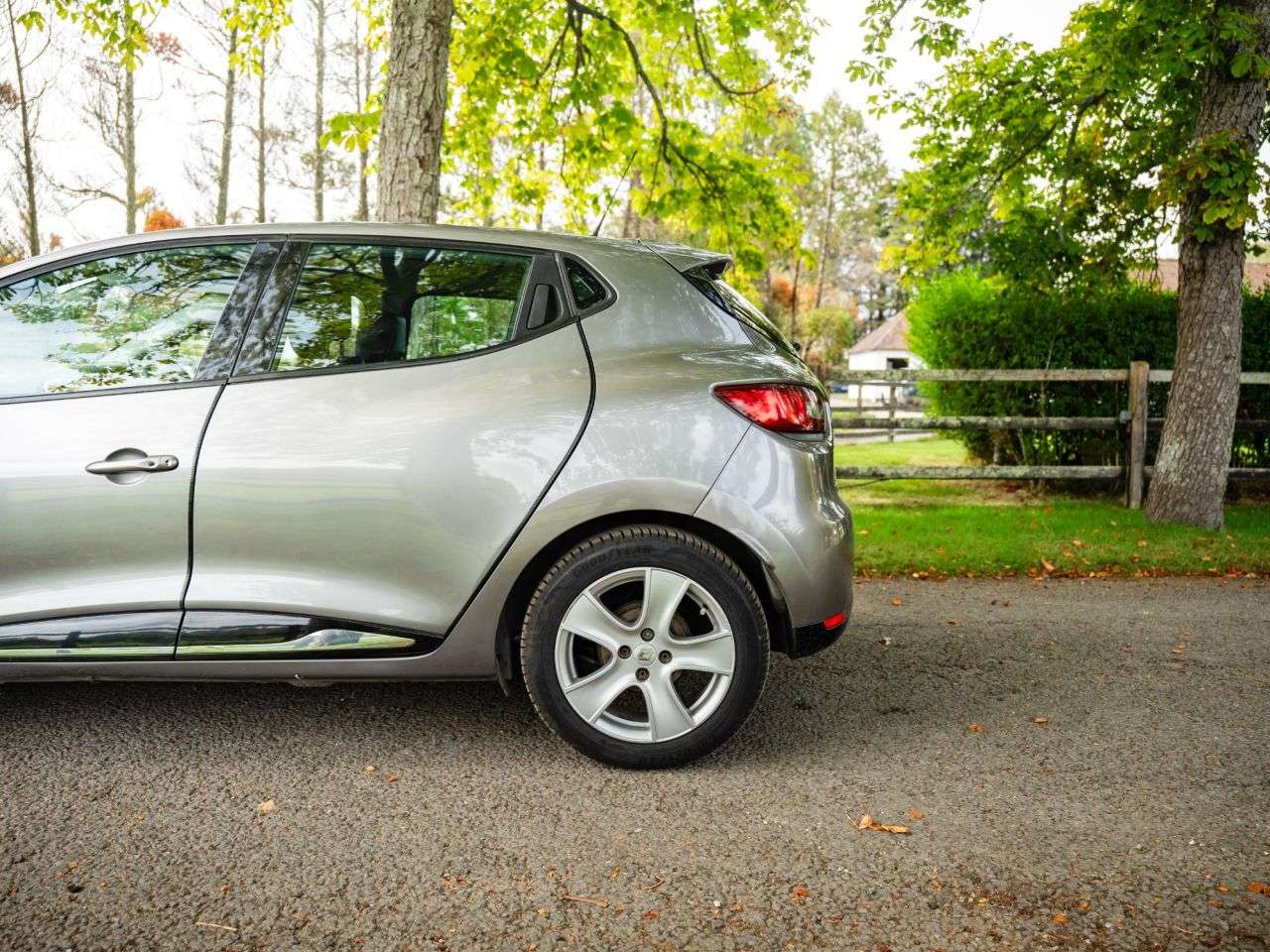 2013 RENAULT CLIO 2013 RENAULT CLIO