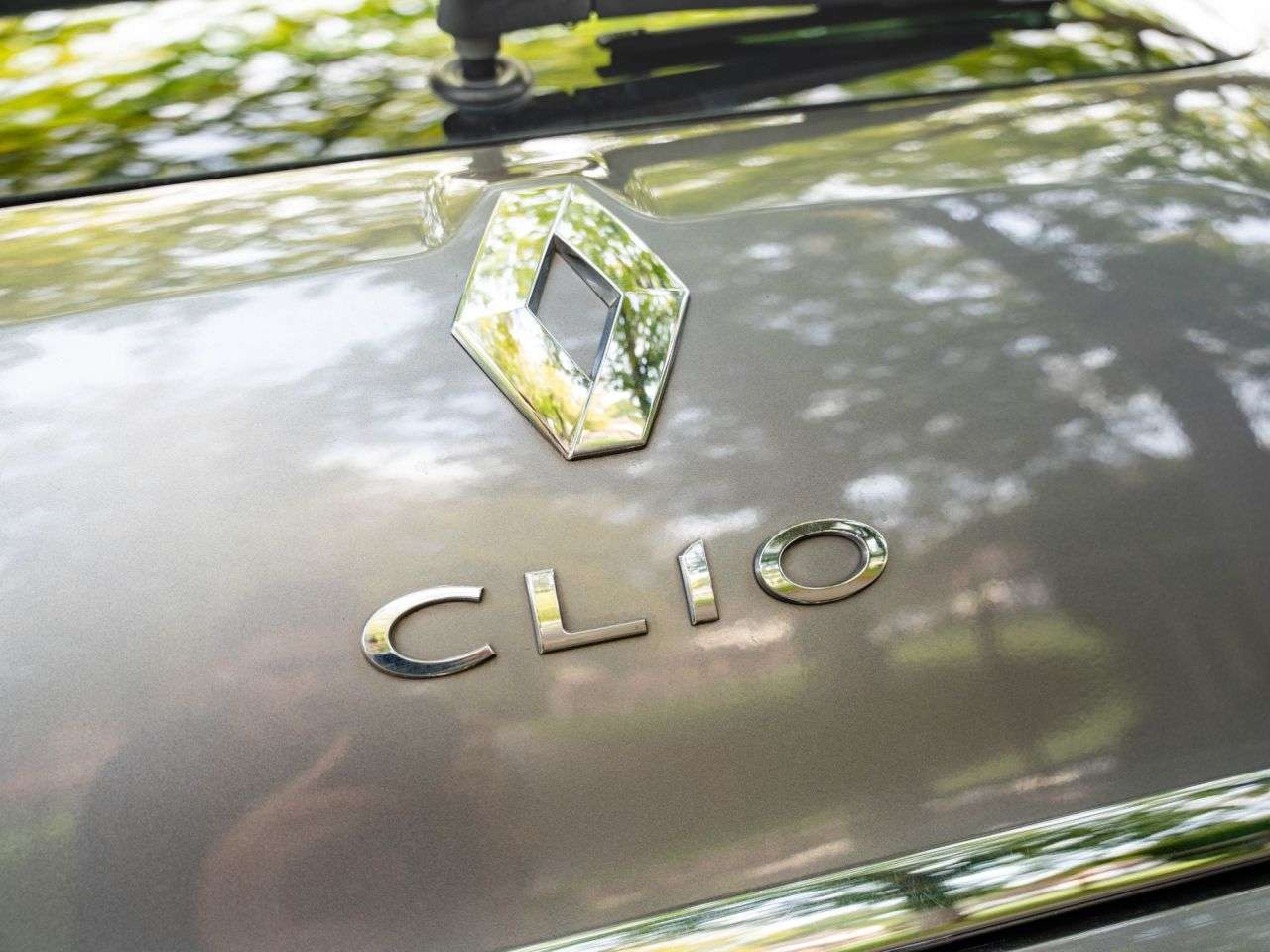 2013 RENAULT CLIO 2013 RENAULT CLIO