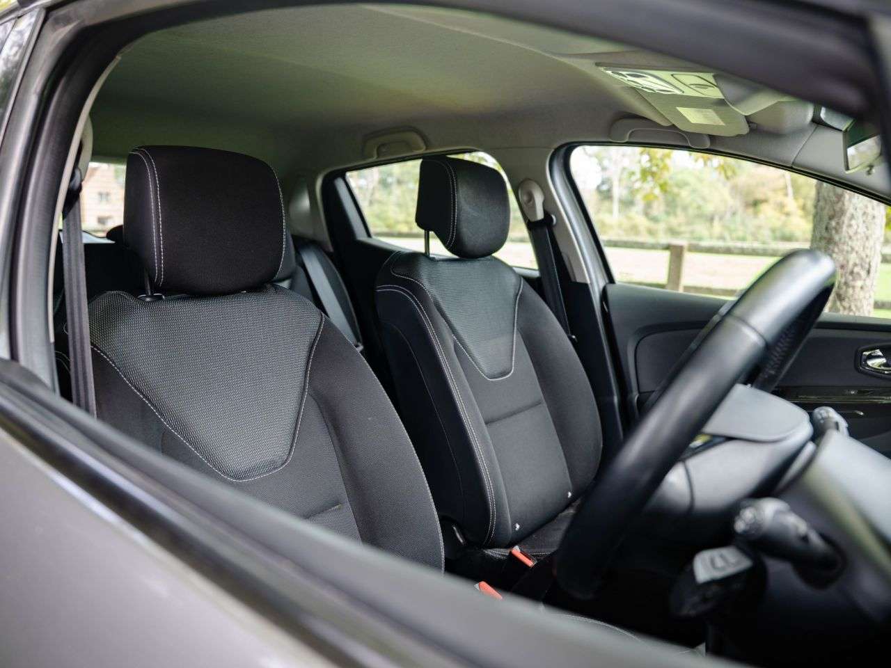 2013 RENAULT CLIO 2013 RENAULT CLIO