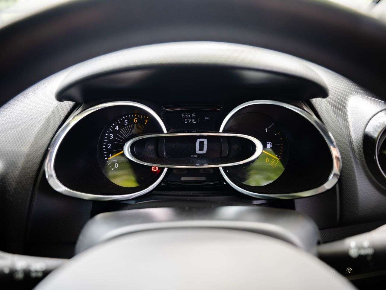 2013 RENAULT CLIO 2013 RENAULT CLIO