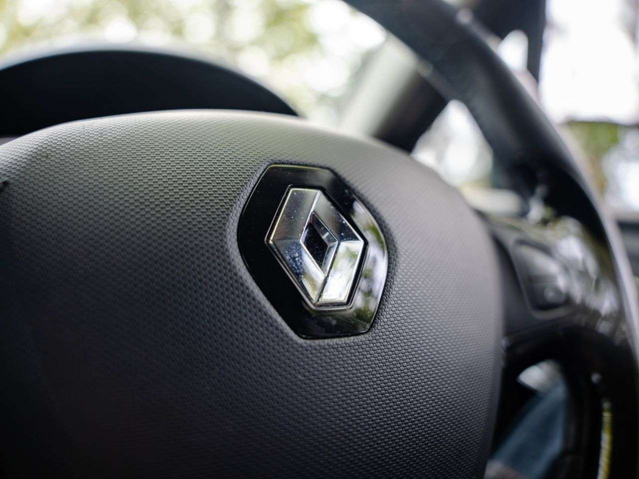 2013 RENAULT CLIO 2013 RENAULT CLIO