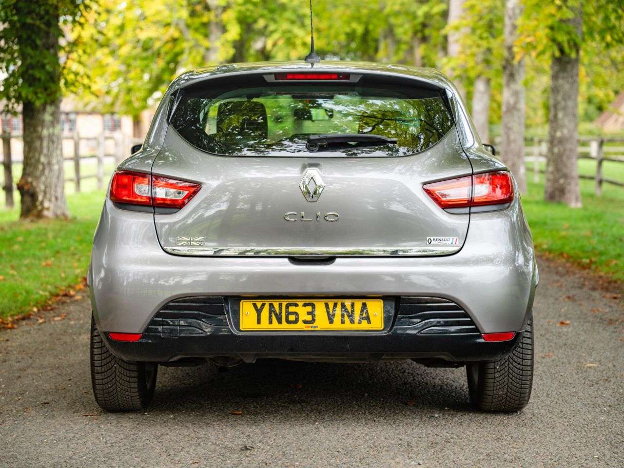 2013 RENAULT CLIO 2013 RENAULT CLIO