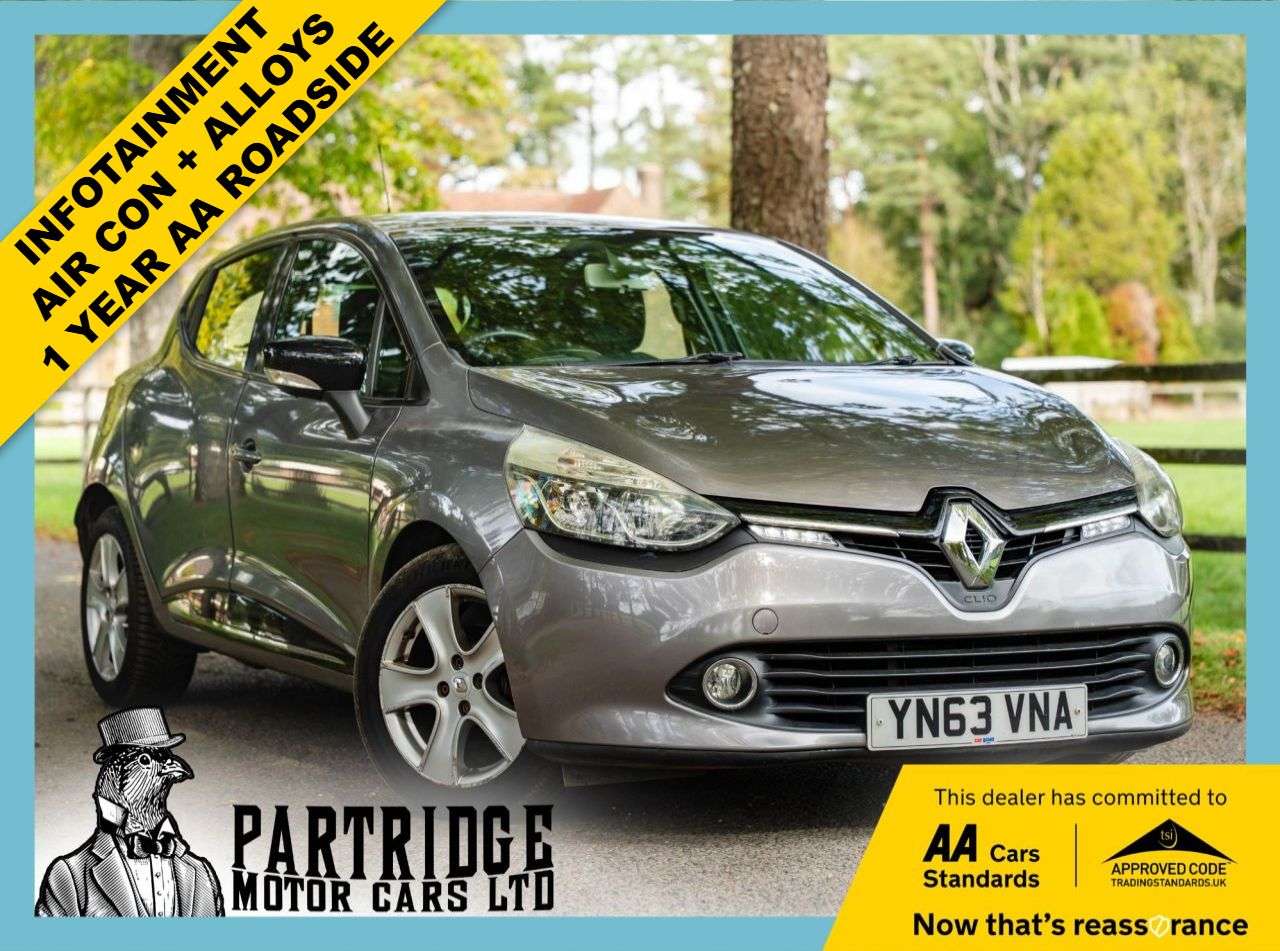 A 2013 RENAULT CLIO 1.2 16V Dynamique MediaNav Hatchback 5dr Petrol Manual Euro 5 (75 ps) AIR C A 2013 RENAULT CLIO 1.2 16V Dynamique MediaNav Hatchback 5dr Petrol Manual Euro 5 (75 ps) AIR C