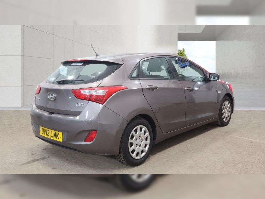 2013 HYUNDAI I30 2013 HYUNDAI I30