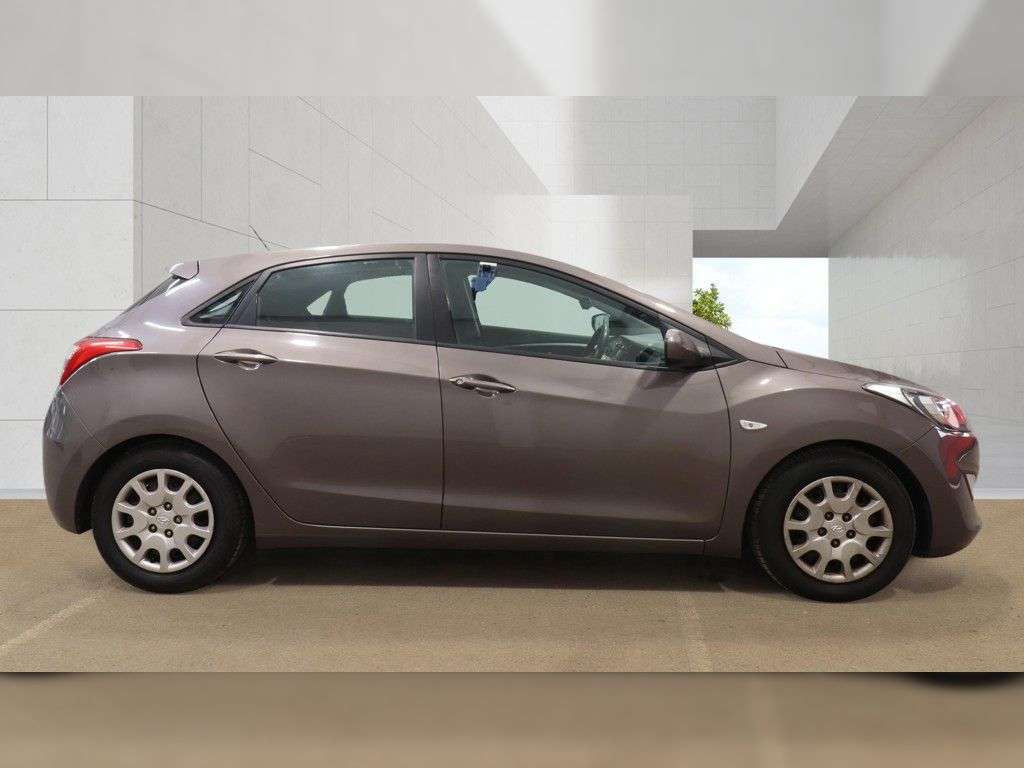 2013 HYUNDAI I30 2013 HYUNDAI I30